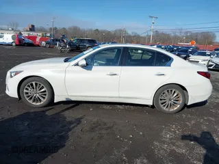 2023 Infiniti Q50 Luxe z VIN JN1EV7BR8PM540570, wystawiony jako IAAI lot #41131629 z przebiegiem 5 964 mil mil oraz . Historia ofert i sprzedaży dostępna na DreamBid. Obrazek 14.
