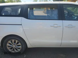 2020 Kia Sedona L with VIN KNDMA5C19L6617401, listed as a Copart auction lot 56564135 with 118,220 mi miles and Clean Title. Bid and sale history available at DreamBid. Image 10.