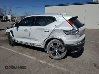 2021 Volvo XC40 Inscription с VIN YV4162UL0M2547716, выставлен на аукционе Copart как лот 48886655 с пробегом Не указан миль и Списание • Salvage title. История ставок и продаж доступна на DreamBid. Изображение 2.