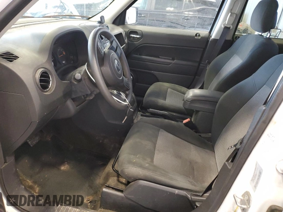 2017 Jeep Patriot 75th Anniversary with VIN 1C4NJRBB6HD138703, listed as a Copart auction lot 54547395 with 132,260 mi miles and Clean Title. Bid and sale history available at carsss.com. Image 7.