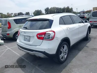 2018 Mercedes-Benz GLA 250 z VIN WDCTG4EBXJJ479396, wystawiony jako IAAI lot #42432247 z przebiegiem 83 856 mil mil oraz . Historia ofert i sprzedaży dostępna na DreamBid. Obrazek 4.