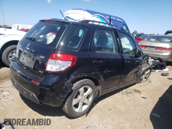 2011 Suzuki SX4 Crossover with VIN JS2YB5A37B6300689, listed as a Copart auction lot 58389434 with 126,802 mi miles and Salvage Title. Bid and sale history available at carsss.com. Image 3.