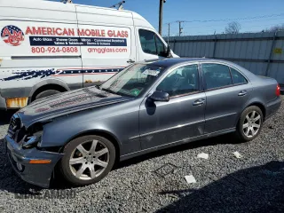 2008 Mercedes-Benz E-Class Luxury 3.5L with VIN WDBUF87X48B194208, listed as a Copart auction lot 47990375 with 128,208 mi miles and Salvage Title. Bid and sale history available at carsss.com. Image 1.