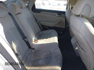 2016 Hyundai Sonata SE z VIN 5NPE24AF0GH371005, wystawiony jako IAAI lot #41269554 z przebiegiem 146 640 mil mil oraz . Historia ofert i sprzedaży dostępna na DreamBid. Obrazek 8.