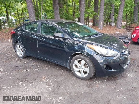 2013 Hyundai Elantra GLS z VIN KMHDH4AE0DU545363, wystawiony jako IAAI lot #42281675 z przebiegiem 129 249 mil mil oraz . Historia ofert i sprzedaży dostępna na DreamBid. Obrazek 1.