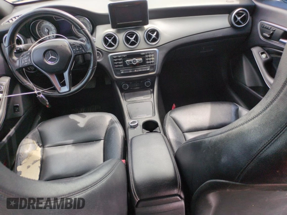 2014 Mercedes-Benz CLA 250 with VIN WDDSJ4EB1EN154630, listed as a Copart auction lot 59786115 with 115,860 mi miles and Clean title. Bid and sale history available at DreamBid. Image 8.
