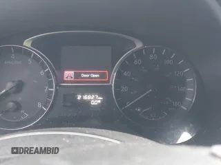 2014 Nissan Altima S with VIN 1N4AL3AP3EC262485, listed as a IAAI auction lot 41290756 with 216,627 mi miles and . Bid and sale history available at carsss.com. Image 7.