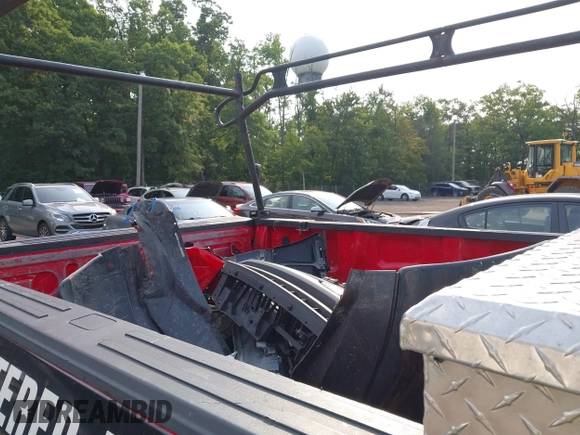 2019 Ford F-150 XL with VIN 1FTMF1CBXKKD80040, listed as a IAAI auction lot 42415800 with 160,431 mi miles and . Bid and sale history available at DreamBid. Image 8.