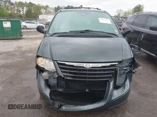 2006 Chrysler Town & Country LX with VIN 2A4GP44R96R615942, listed as a IAAI auction lot 42039452 with 158,009 mi miles and . Bid and sale history available at DreamBid. Image 12.