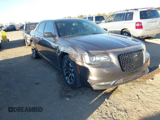 2018 Chrysler 300 with VIN 2C3CCABG5JH214228, listed as a IAAI auction lot 41647033 with 133,224 mi miles. Bid and sale history available at carsss.com. Image 1.