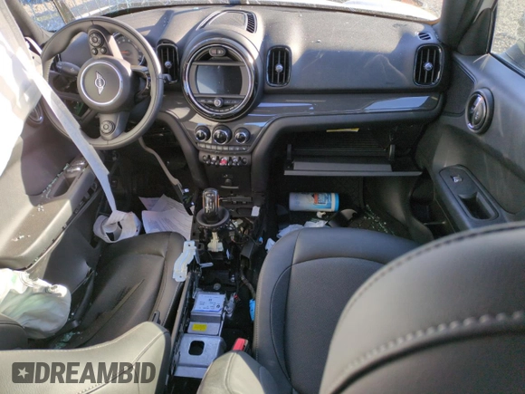 2020 MINI Countryman Oxford Edition with VIN WMZYW3C08L3M26925, listed as a Copart auction lot 81140074 with 0 mi miles and Salvage Title. Bid and sale history available at carsss.com. Image 8.