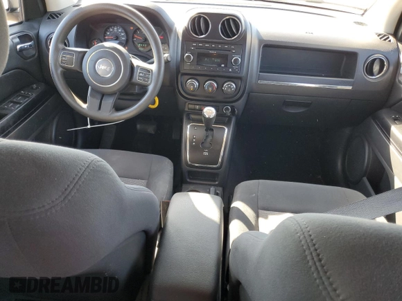 2011 Jeep Compass Latitude with VIN 1J4NT1FB1BD219826, listed as a Copart auction lot 44562315 with 116,006 mi miles and Clean Title. Bid and sale history available at carsss.com. Image 8.