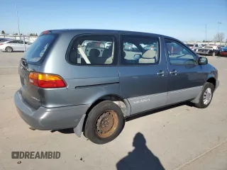 1999 Toyota Sienna CE with VIN 4T3ZF19C6XU098787, listed as a Copart auction lot 47465735 with 176,082 mi miles and Salvage Title. Bid and sale history available at carsss.com. Image 3.