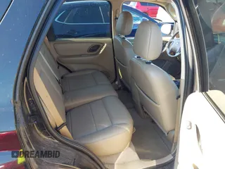 2005 Ford Escape Limited with VIN 1FMCU94185KA68739, listed as a IAAI auction lot 42752148 with 153,383 mi miles and . Bid and sale history available at DreamBid. Image 8.