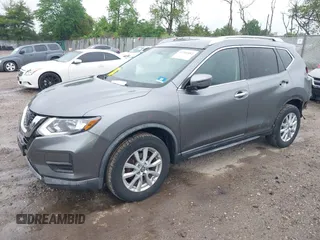 2018 Nissan Rogue SV z VIN KNMAT2MV7JP551094, wystawiony jako IAAI lot #42206882 z przebiegiem 109 247 mil mil oraz . Historia ofert i sprzedaży dostępna na DreamBid. Obrazek 18.