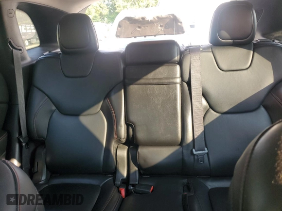 2016 Jeep Cherokee Trailhawk z VIN 1C4PJMBS6GW252974, wystawiony jako Copart lot #63652465 z przebiegiem 160 641 mil mil oraz Szkoda całkowita • Salvage title. Historia ofert i sprzedaży dostępna na DreamBid. Obrazek 10.