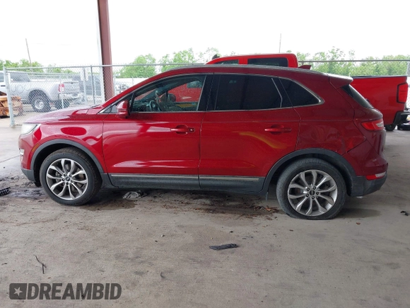 2017 Lincoln MKC Select с VIN 5LMCJ2C96HUL63240, выставлен на аукционе IAAI как лот 42075525 с пробегом 82 057 миль миль и . История ставок и продаж доступна на DreamBid. Изображение 14.