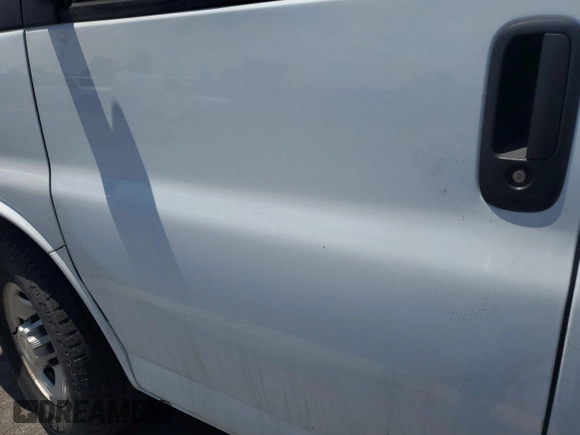 2020 Chevrolet Express Cargo with VIN 1GCWGAFP6L1186058, listed as a IAAI auction lot 42737734 with 106,149 mi miles and . Bid and sale history available at DreamBid. Image 17.