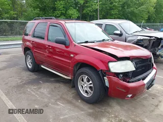 2005 Mercury Mariner Luxury with VIN 4M2YU56185DJ12429, listed as a IAAI auction lot 42130913 with 208,496 mi miles and . Bid and sale history available at DreamBid. Image 1.