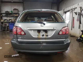 2000 Lexus RX 300 with VIN JT6HF10U5Y0113942, listed as a Copart auction lot 43276535 with 225,533 mi miles and Salvage Title. Bid and sale history available at carsss.com. Image 6.
