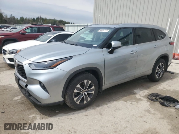 2021 Toyota Highlander XLE z VIN 5TDGZRBH4MS081292, wystawiony jako Copart lot #53674315 z przebiegiem 85 895 mil mil oraz Szkoda całkowita • Salvage title. Historia ofert i sprzedaży dostępna na DreamBid. Obrazek 1.