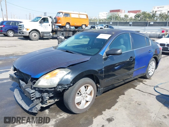 2007 Nissan Altima 2.5 with VIN 1N4AL21E57N429557, listed as a IAAI auction lot 41621114 with 173,525 mi miles. Bid and sale history available at carsss.com. Image 2.