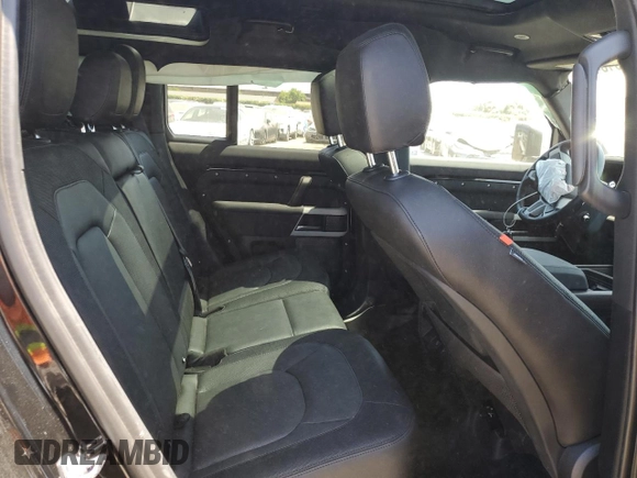 2024 Land Rover Defender X-Dynamic SE z VIN SALE27EU2R2317552, wystawiony jako Copart lot #57918485 z przebiegiem 19 517 mil mil oraz Szkoda całkowita • Salvage title. Historia ofert i sprzedaży dostępna na DreamBid. Obrazek 11.