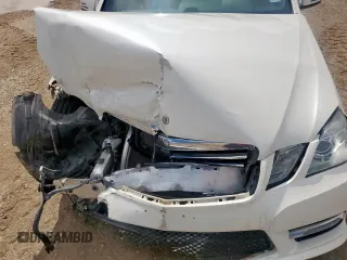 2012 Mercedes-Benz E 350 Luxury z VIN WDDHF5KB8CA634027, wystawiony jako Copart lot #61029405 z przebiegiem 162 206 mil mil oraz Szkoda całkowita • Salvage title. Historia ofert i sprzedaży dostępna na DreamBid. Obrazek 11.