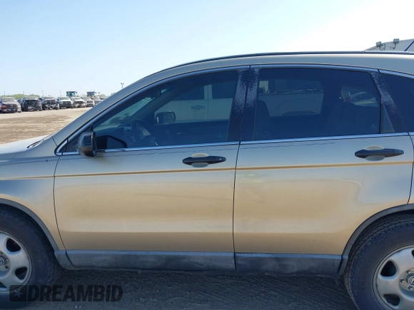 2008 Honda CR-V LX z VIN 3CZRE38328G700242, wystawiony jako IAAI lot #42003574 z przebiegiem 118 141 mil mil oraz . Historia ofert i sprzedaży dostępna na DreamBid. Obrazek 14.
