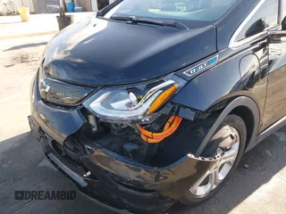 2020 Chevrolet Bolt EV LT with VIN 1G1FY6S00L4114850, listed as a IAAI auction lot 42818965 with 82,114 mi miles and . Bid and sale history available at DreamBid. Image 6.