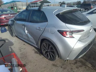2019 Toyota Corolla Hatchback SE with VIN JTNK4RBE6K3066818, listed as a IAAI auction lot 35252428 with 43,229 mi miles. Bid and sale history available at carsss.com. Image 3.