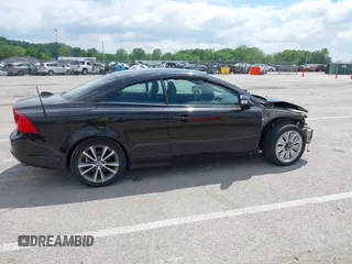 2013 Volvo C70 T5 с VIN YV1672MC6DJ140019, выставлен на аукционе IAAI как лот 42156461 с пробегом 72 669 миль миль и . История ставок и продаж доступна на DreamBid. Изображение 14.