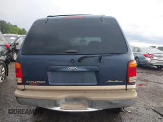 2000 Ford Explorer Eddie Bauer with VIN 1FMZU64E5YUB81536, listed as a IAAI auction lot 42270655 with 375,868 mi miles and . Bid and sale history available at DreamBid. Image 17.