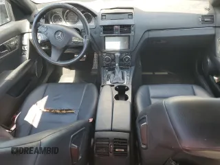 2010 Mercedes-Benz C 300 Sport z VIN WDDGF5EB0AR088894, wystawiony jako Copart lot #58411095 z przebiegiem Nie podano mil oraz Czysty tytuł • Clean title. Historia ofert i sprzedaży dostępna na DreamBid. Obrazek 8.