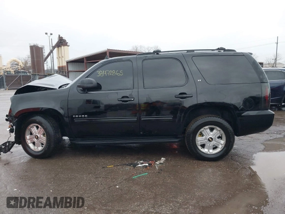 2012 Chevrolet Tahoe LT z VIN 1GNSCBE04CR227932, wystawiony jako IAAI lot #38472865 z przebiegiem 167 457 mil mil oraz . Historia ofert i sprzedaży dostępna na DreamBid. Obrazek 15.