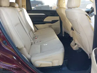 2016 Toyota Highlander LE with VIN 5TDBKRFH1GS321654, listed as a IAAI auction lot 40691627 with 93,496 mi miles. Bid and sale history available at carsss.com. Image 8.