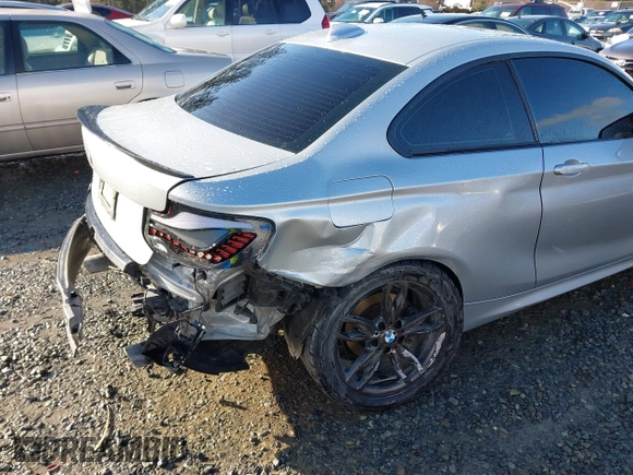 2015 BMW 2 Series 228i with VIN WBA1F5C55FV343662, listed as a IAAI auction lot 41729309 with 90,770 mi miles. Bid and sale history available at carsss.com. Image 6.