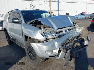 2004 Toyota 4Runner SR5 with VIN JTEBU14R340039985, listed as a IAAI auction lot 41679851 with 262,330 mi miles and . Bid and sale history available at DreamBid. Image 1.