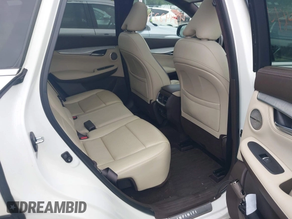2019 Infiniti QX50 Luxe z VIN 3PCAJ5M33KF104361, wystawiony jako IAAI lot #42442271 z przebiegiem 47 217 mil mil oraz . Historia ofert i sprzedaży dostępna na DreamBid. Obrazek 8.