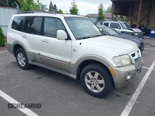 2005 Mitsubishi Montero Limited z VIN JA4MW51S55J000651, wystawiony jako IAAI lot #42368474 z przebiegiem 174 827 mil mil oraz . Historia ofert i sprzedaży dostępna na DreamBid. Obrazek 1.
