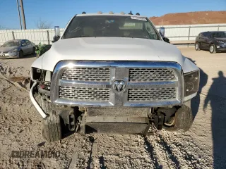 2015 Ram 2500 Laramie with VIN 3C6UR5NL6FG552735, listed as a Copart auction lot 41956485 with 284,745 mi miles and Salvage title. Bid and sale history available at DreamBid. Image 5.