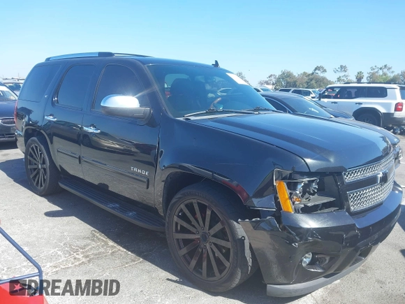 2013 Chevrolet Tahoe LT z VIN 1GNSCBE03DR174545, wystawiony jako IAAI lot #42510886 z przebiegiem 184 627 mil mil oraz . Historia ofert i sprzedaży dostępna na DreamBid. Obrazek 1.