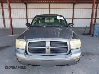 2006 Dodge Dakota SLT with VIN 1D7HE42K96S503989, listed as a IAAI auction lot 41709529 with 138,226 mi miles and . Bid and sale history available at carsss.com. Image 6.