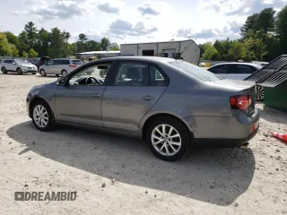 2010 Volkswagen Jetta Limited Edition с VIN 3VWRZ7AJ2AM158185, выставлен на аукционе Copart как лот 58385345 с пробегом 199 061 миль миль и Чистый • Clean title. История ставок и продаж доступна на DreamBid. Изображение 2.