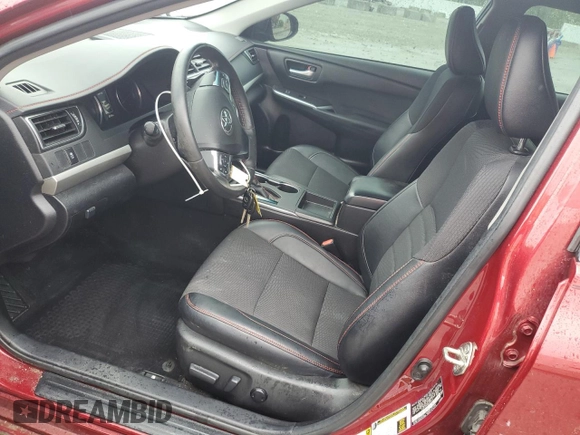 2017 Toyota Camry XLE z VIN 4T1BF1FK3HU759117, wystawiony jako Copart lot #55695805 z przebiegiem 43 144 mil mil oraz Szkoda całkowita • Salvage title. Historia ofert i sprzedaży dostępna na DreamBid. Obrazek 7.