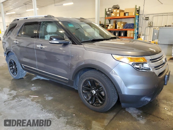 2014 Ford Explorer XLT with VIN 1FM5K7D81EGC28771, listed as a Copart auction lot 60571955 with 92,647 mi miles and Salvage title. Bid and sale history available at DreamBid. Image 4.