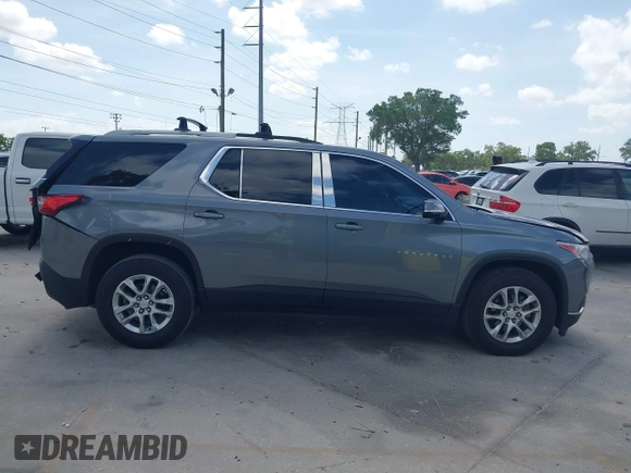 2018 Chevrolet Traverse LT Cloth with VIN 1GNERGKWXJJ259619, listed as a IAAI auction lot 41952657 with 73,174 mi miles. Bid and sale history available at carsss.com. Image 13.