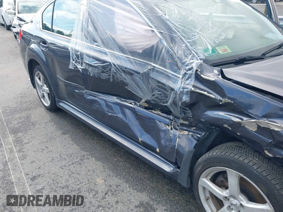 2012 Subaru Legacy Premium с VIN 4S3BMBC6XC3037911, выставлен на аукционе IAAI как лот 42376162 с пробегом 150 974 миль миль и . История ставок и продаж доступна на DreamBid. Изображение 12.