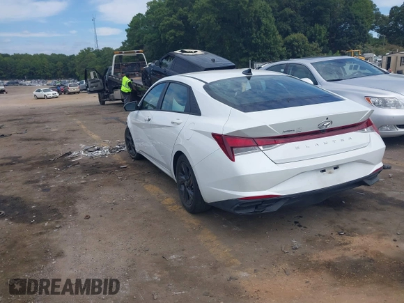 2021 Hyundai Elantra SEL with VIN 5NPLS4AG4MH016673, listed as a IAAI auction lot 40142092 with 50,088 mi miles. Bid and sale history available at carsss.com. Image 3.