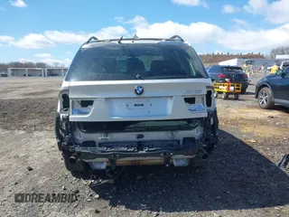 2012 BMW X5 35i z VIN 5UXZV4C56CL986384, wystawiony jako IAAI lot #41986665 z przebiegiem Nie podano mil oraz . Historia ofert i sprzedaży dostępna na DreamBid. Obrazek 16.